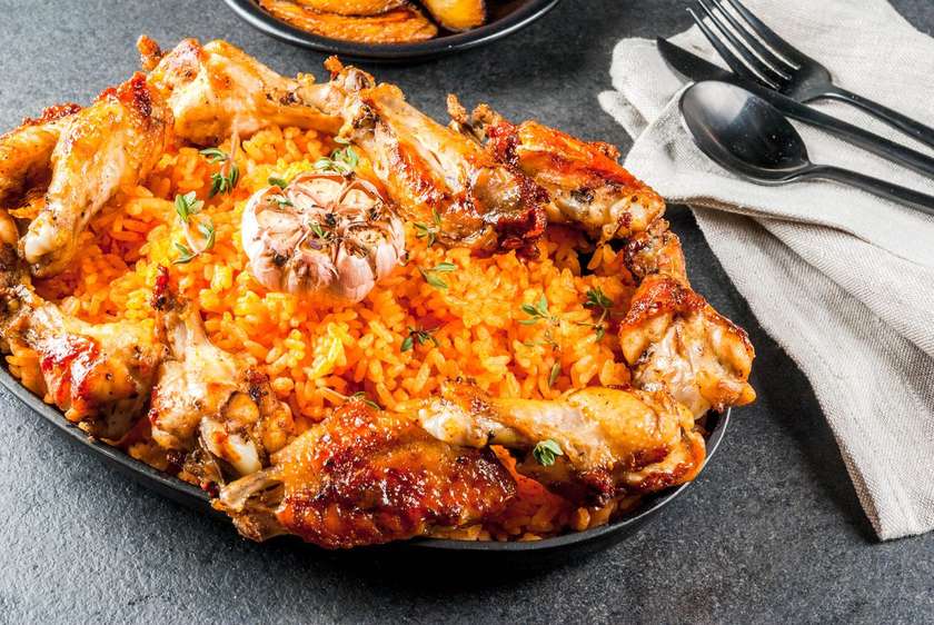Jollof with 1 Fried Chicken - Lite