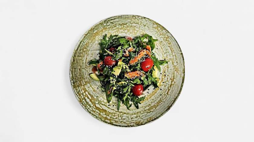 Salată cu Avocado și Somon Fumé 670g