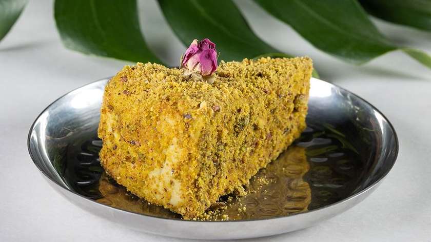 Pistachio Cheesecake (v)