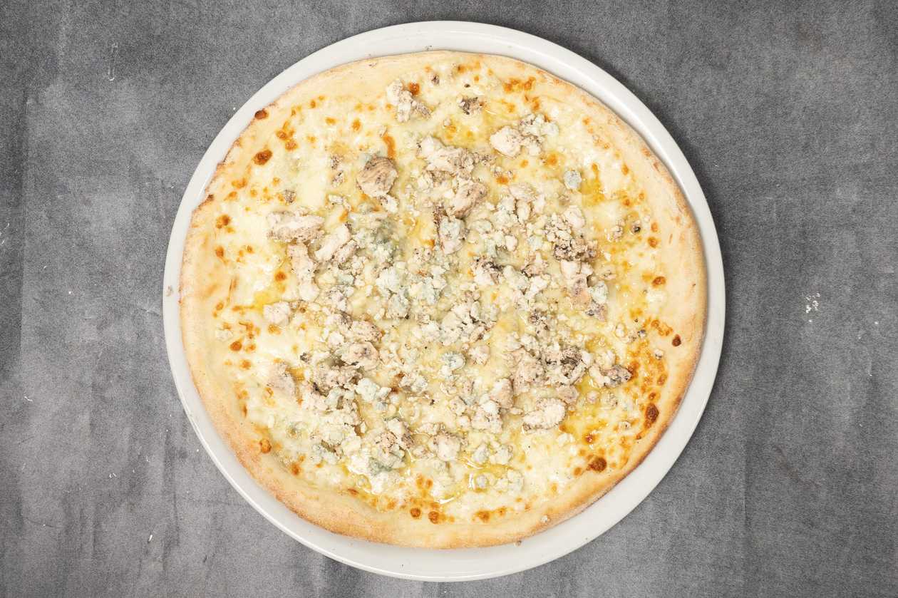 Quattro Formaggi Pizza