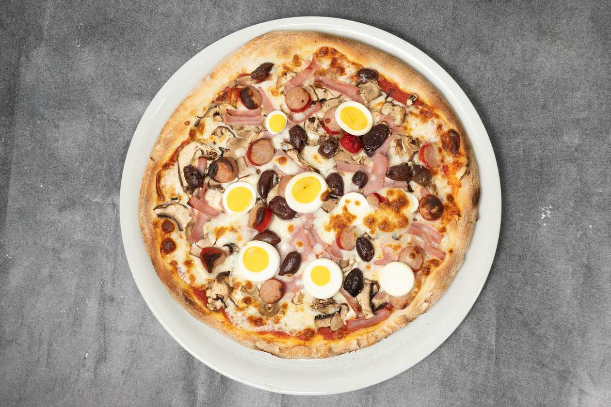 Capriciosa Pizza