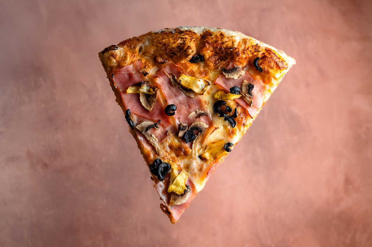 Felie pizza Capricciosa