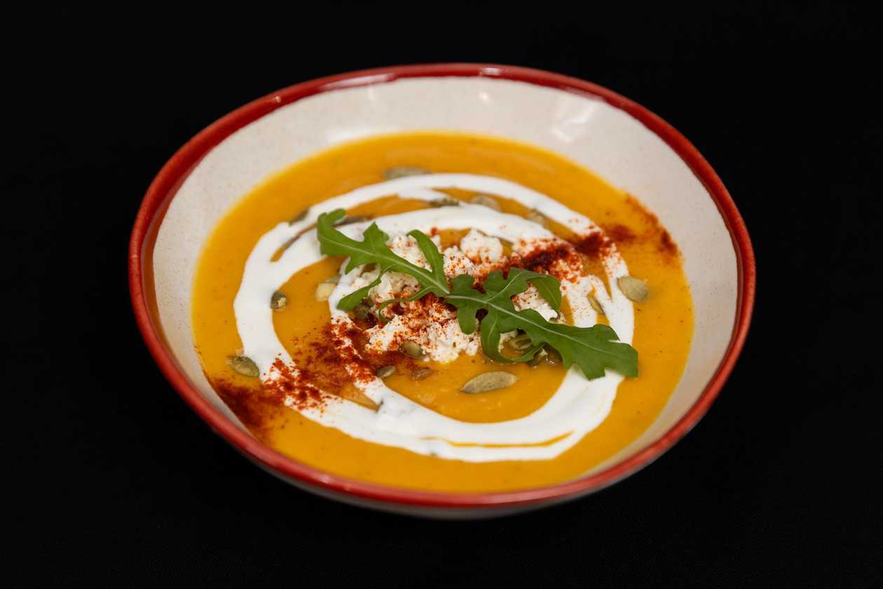 Гарбузовий крем-суп з бринзою