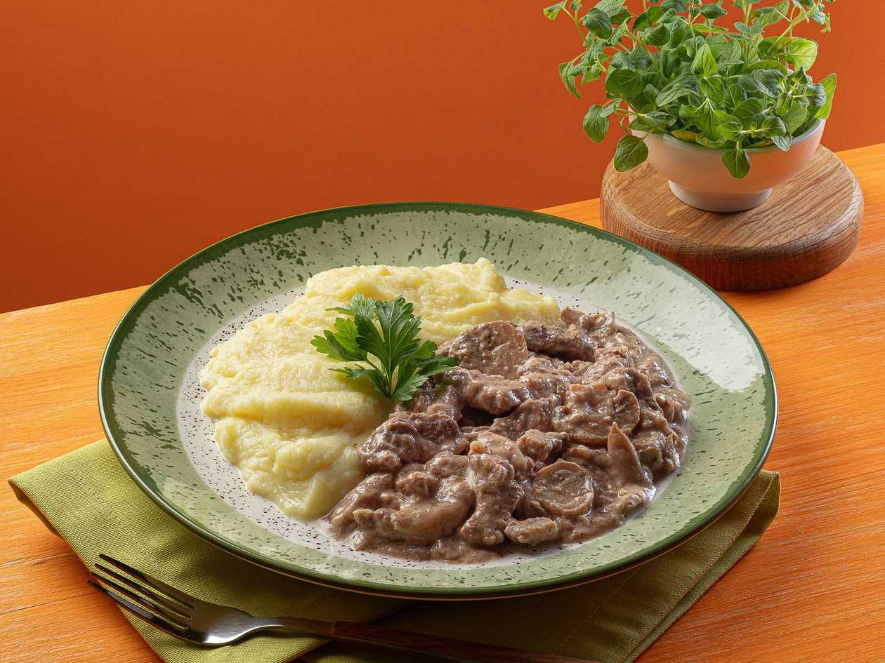 Beef Stroganoff with Mashed Potatoes