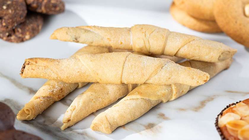 Walnut roll