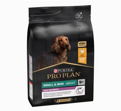 Ração para cães pequenos com mais de 9 anos, com frango.
