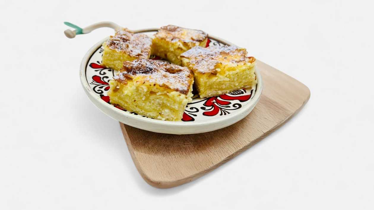 Sweet Cheese and Milk Pie