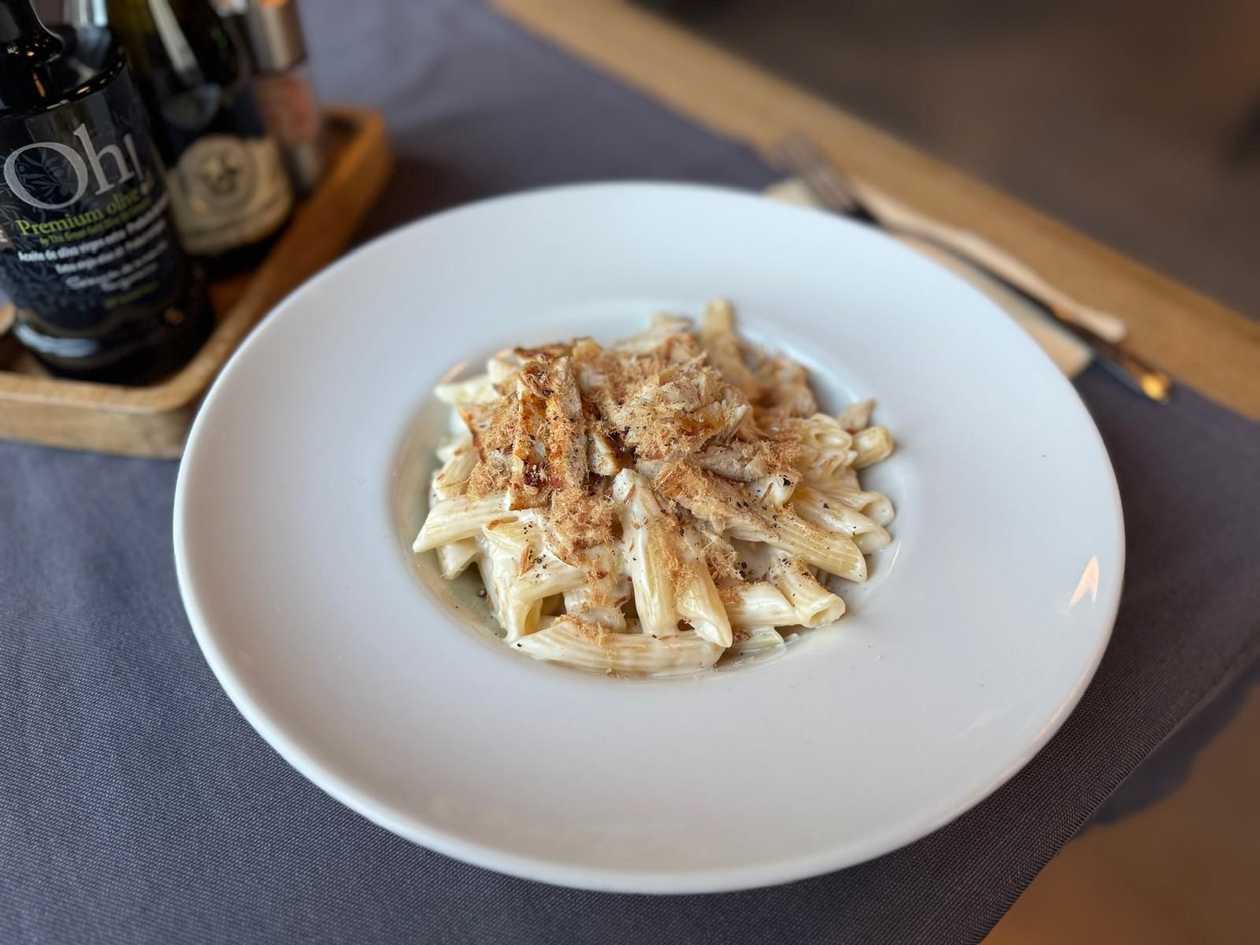 Penne Chicken Alfredo 350g