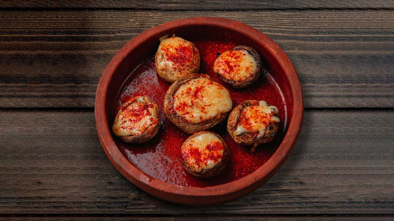 Mushrooms with Kashar Cheese