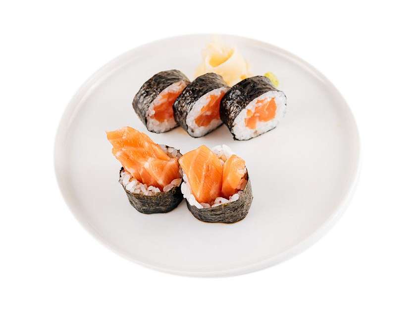 futomaki with norwegian salmon