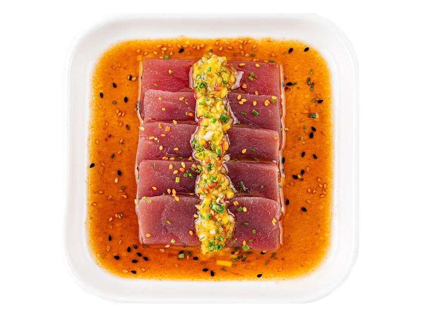 tuna sashimi in jpn hi-kimchi sauce