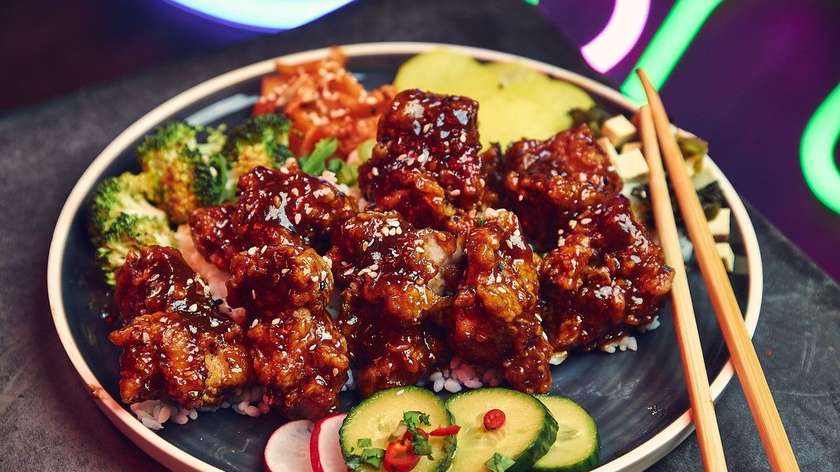 General TSO Bites Bites Bibimbap