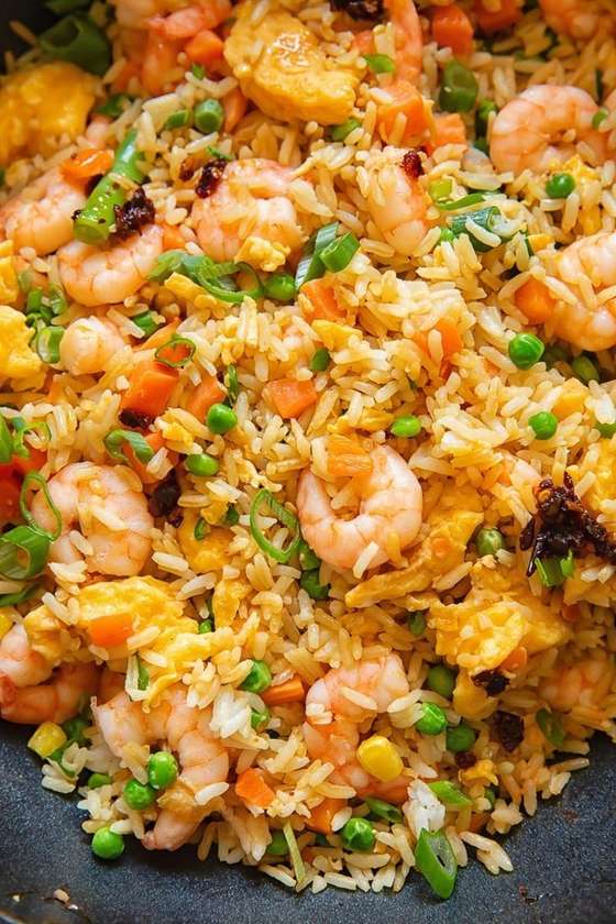 Fried Rice with shrimps sauce