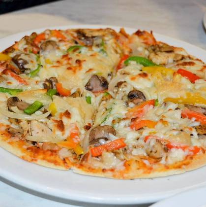 Copy of 🎁 2x1 Deluxe Chicken Pizza
