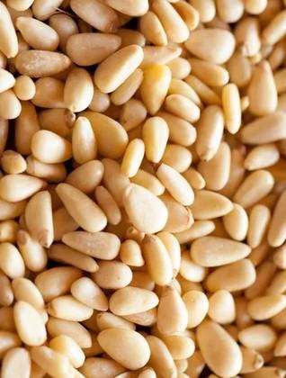 Medium Pine Nut 25 Grs