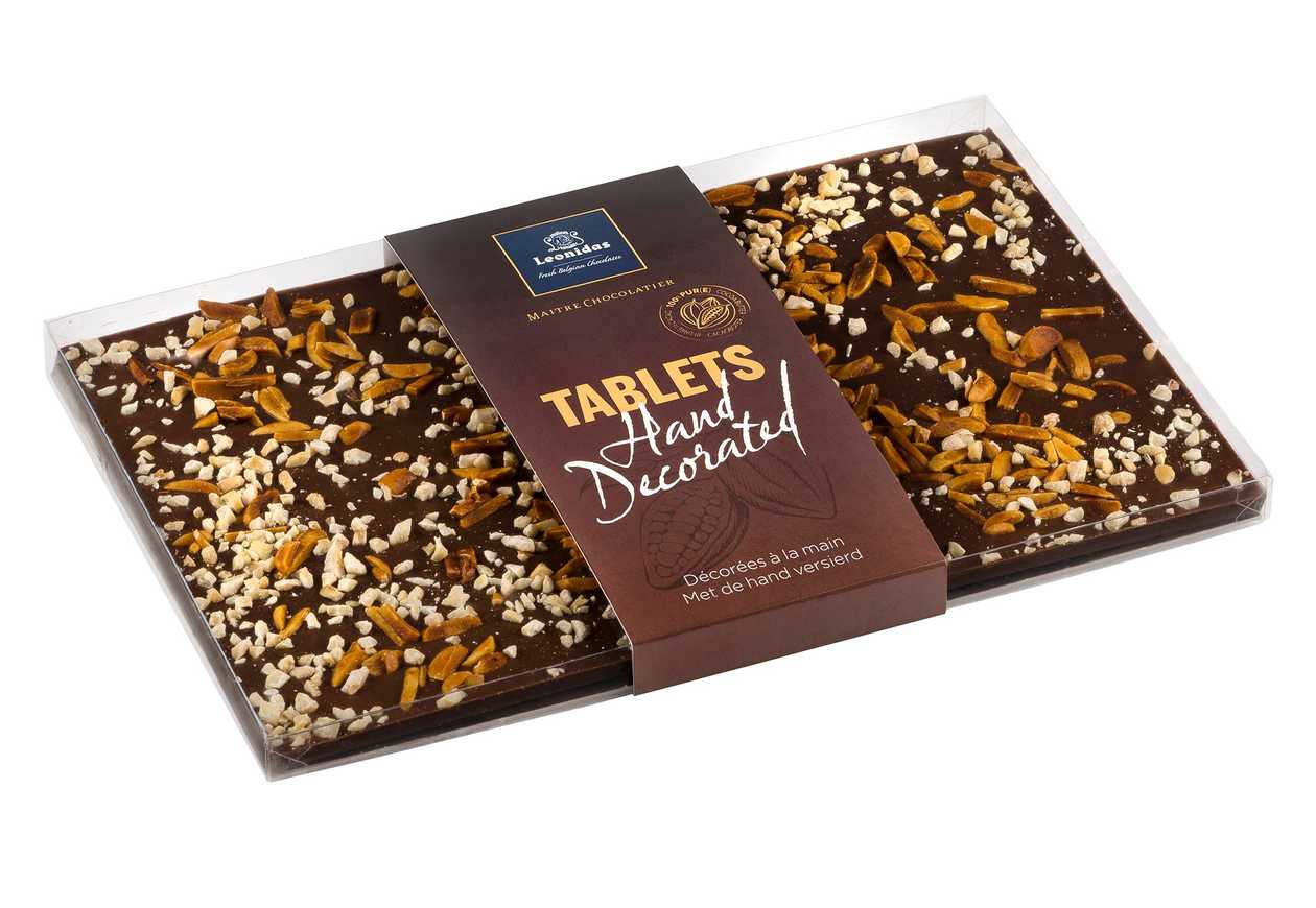 MAXI Chocolate Bar with Almonds 300 g