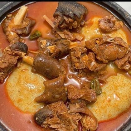 Fufu Goat Light /Palmut/Groundnut soup