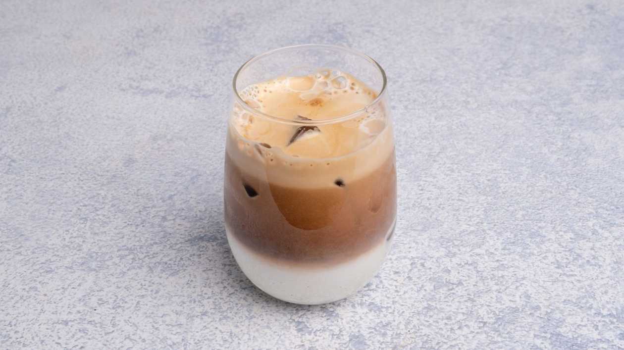 Iced flat white