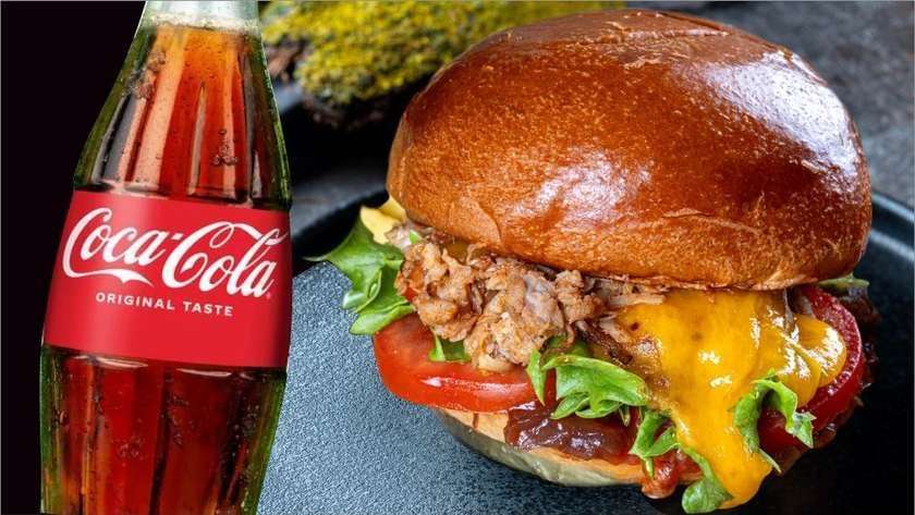 Burger rebitud sealihaga + Coca-Cola 0.25l