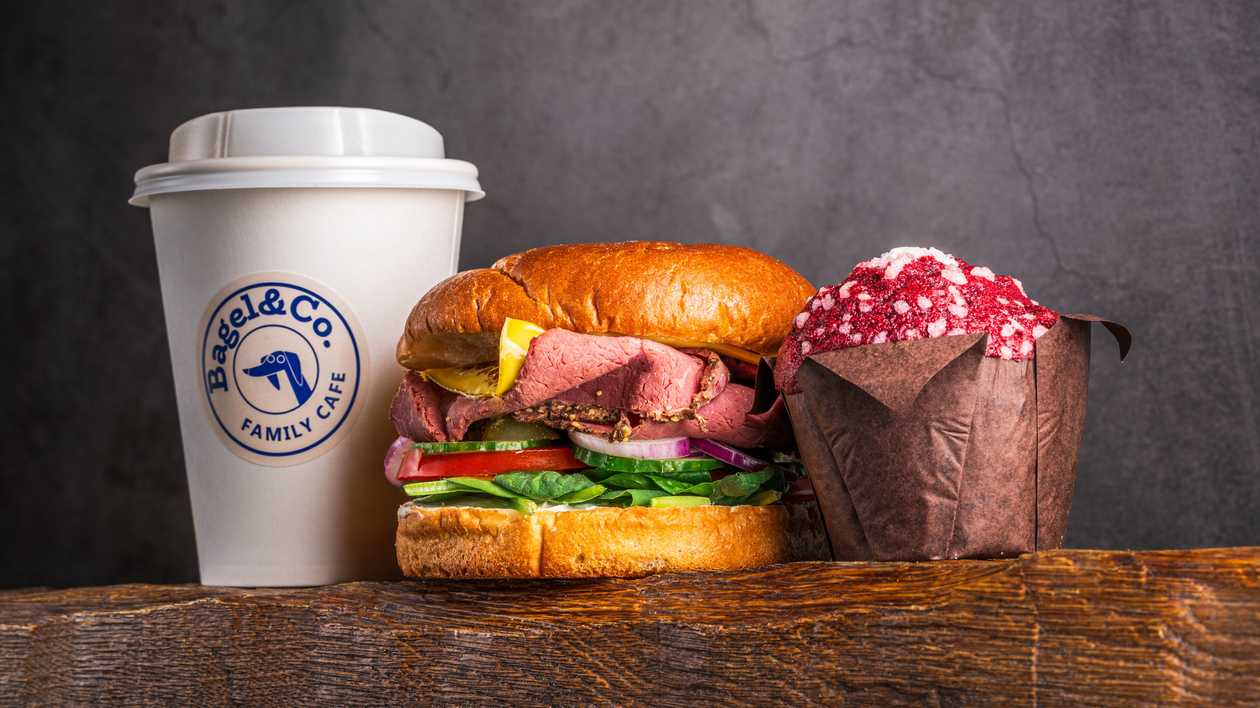 Burger + Muffin + Drink