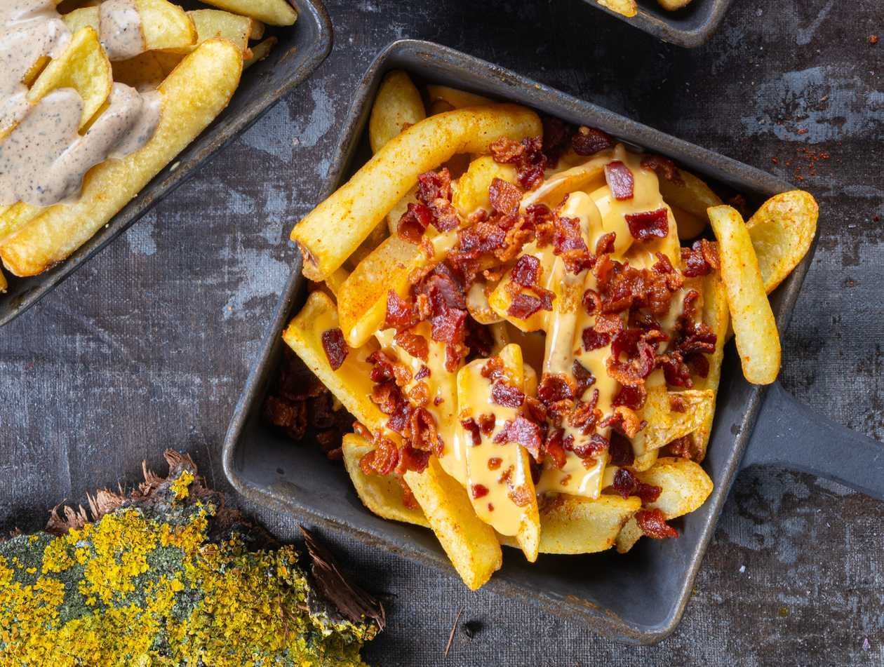 Friikartulid cheddar-peekoniga