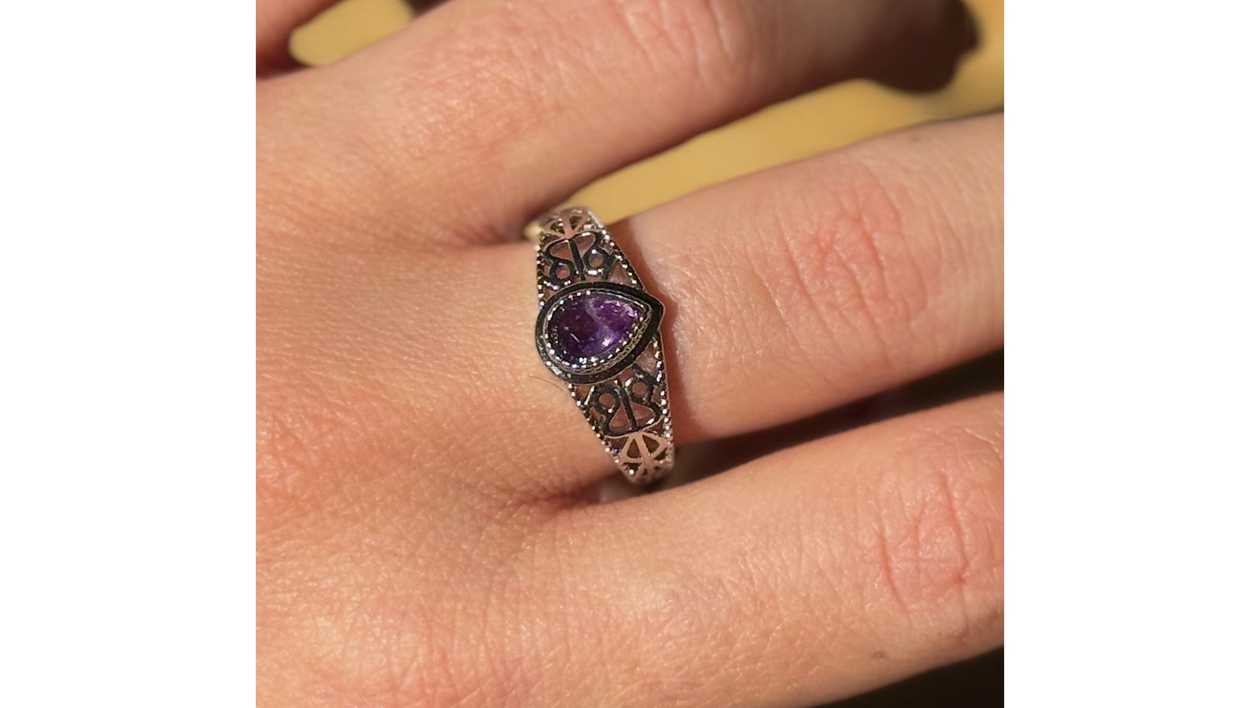 Selene’s Tear🧛‍♂️💜