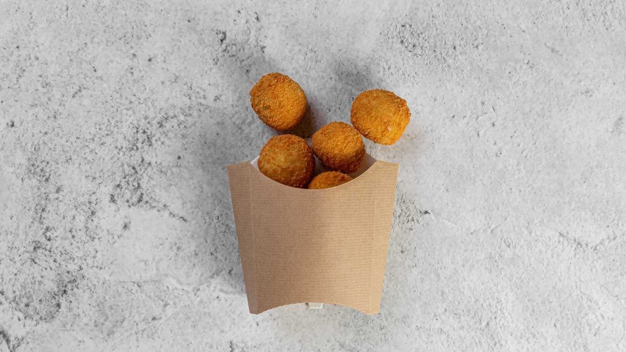 Halapenjo bumbiņas ar sieru