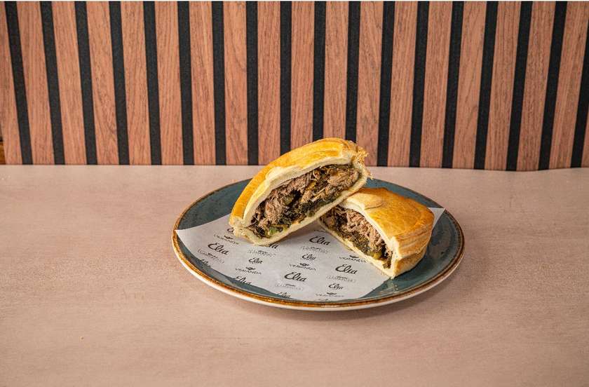 Tuna and spinach savoury pie