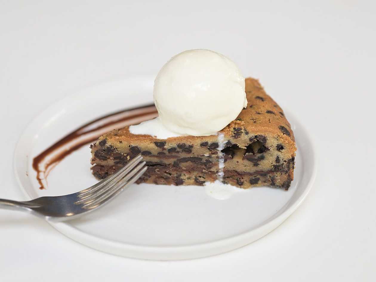 Chocolate Chip Cookie