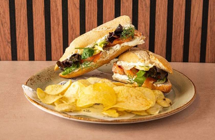 Salmon and cream cheese baguette