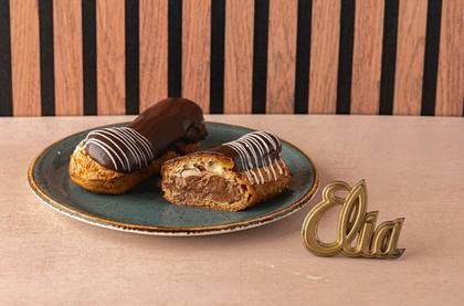 Chocolate Eclair
