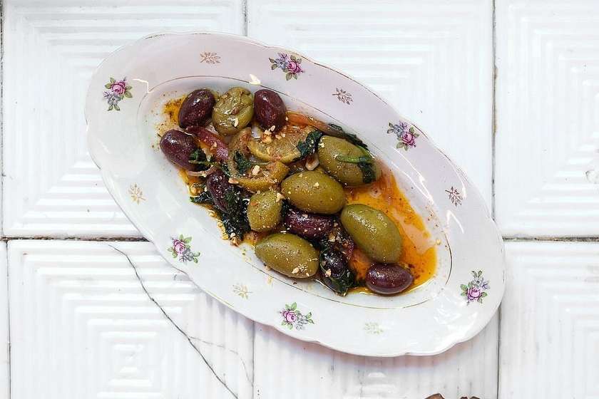 мариновані оливки