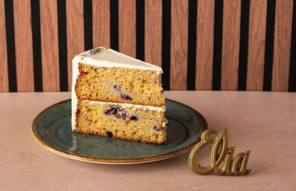 Lemon and blueberry cake portion