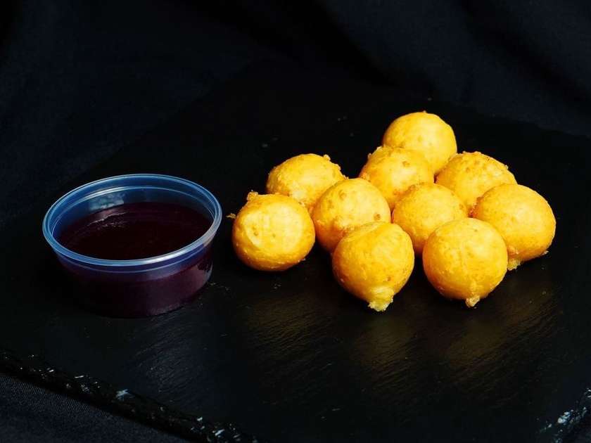 Cheese Balls (10 pieces)