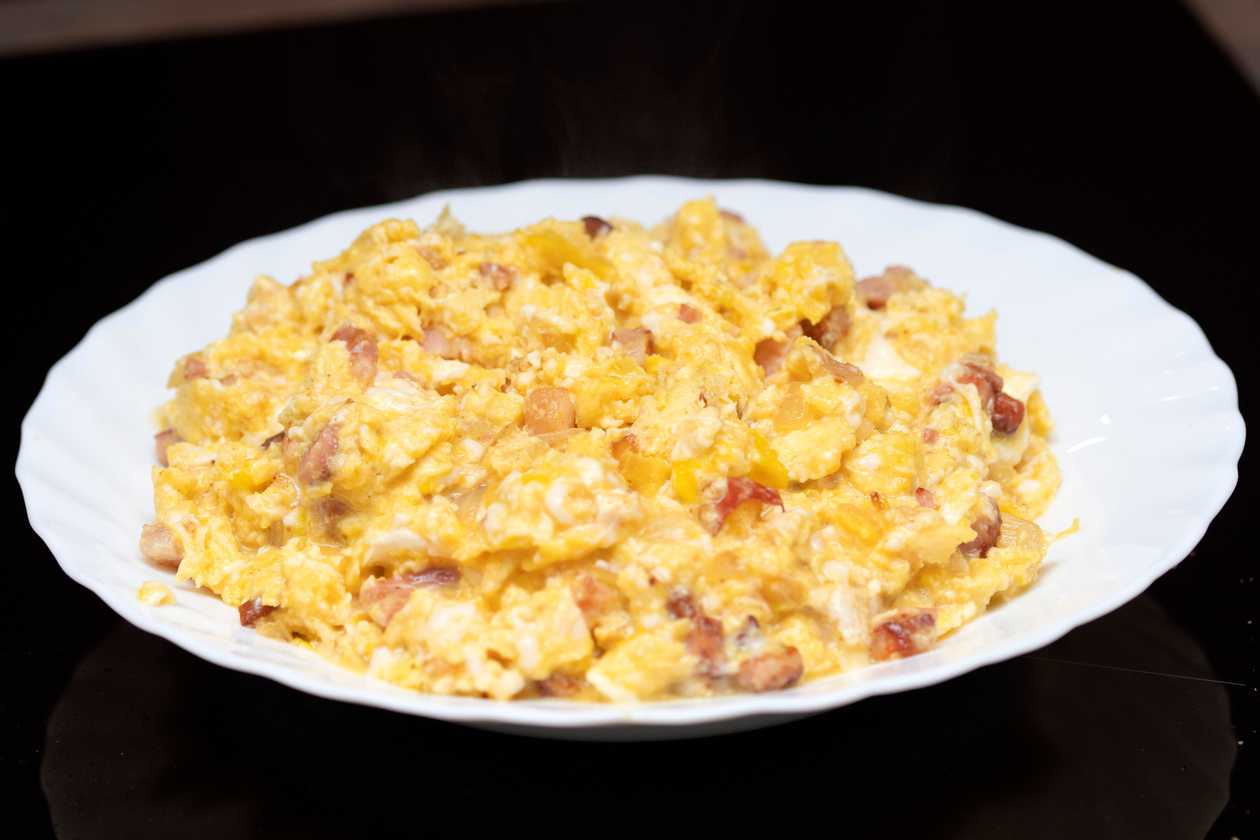 Scrambled Eggs with Bacon