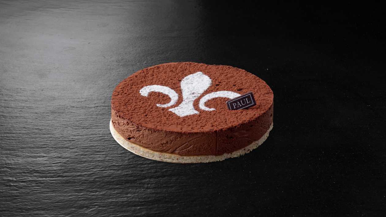 Fleur De Lys Cake 18cm