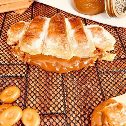 Dulce de Leche Croissant