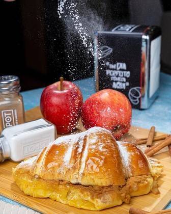 Apple & Cinnamon Croissant