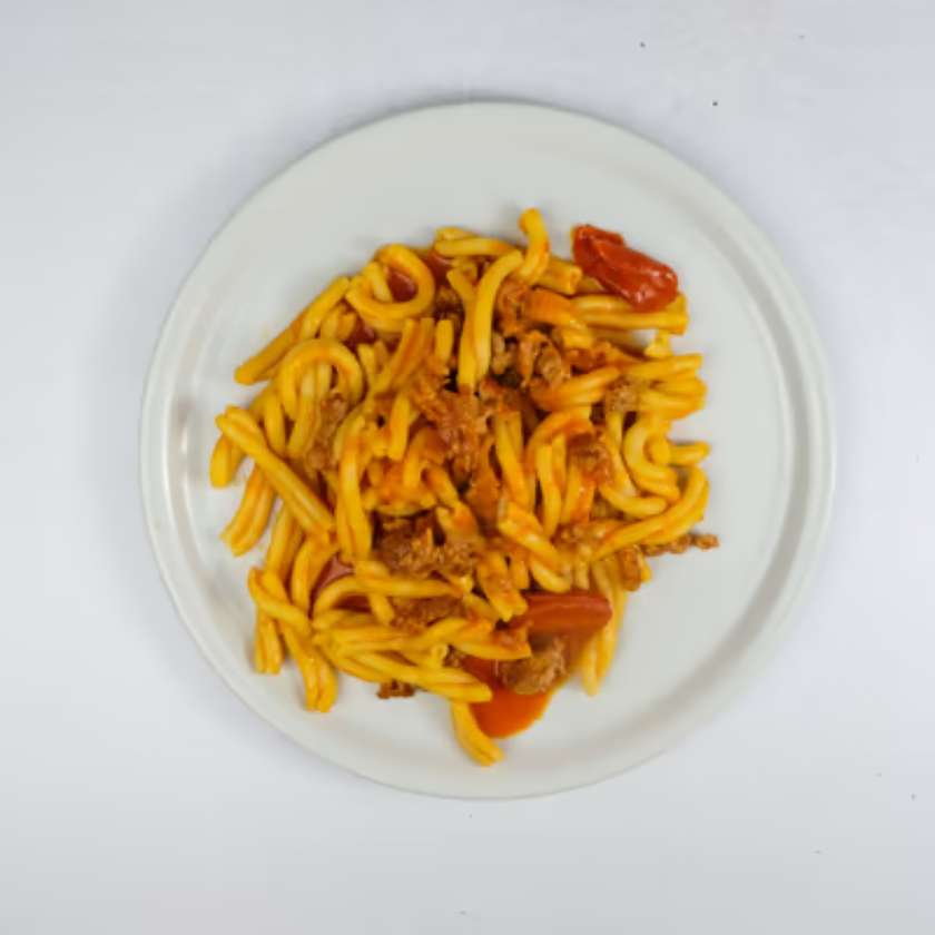 Strozzapreti Al Ragù Di Salsiccia