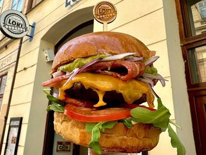 Guacamole Bacon Burger