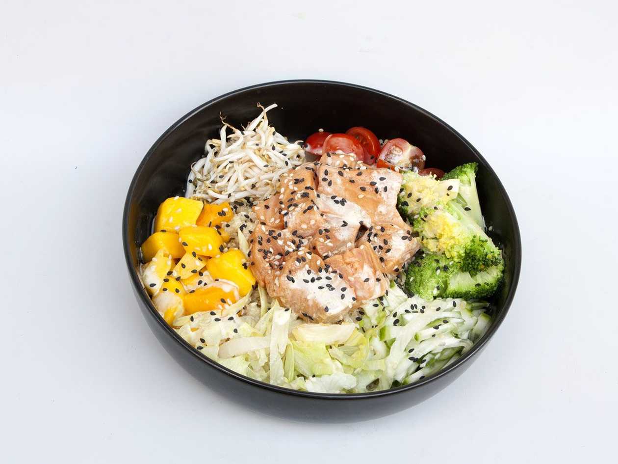Salmon Quinoa Poké Bowl
