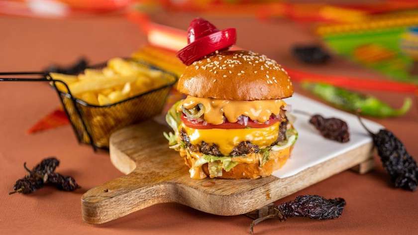 Los Amigos Burger.