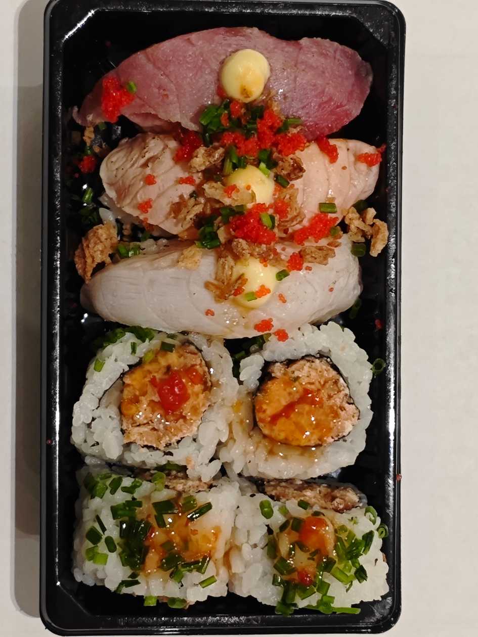 U57 Cooked Salmon with Seared Misoto Nigiris