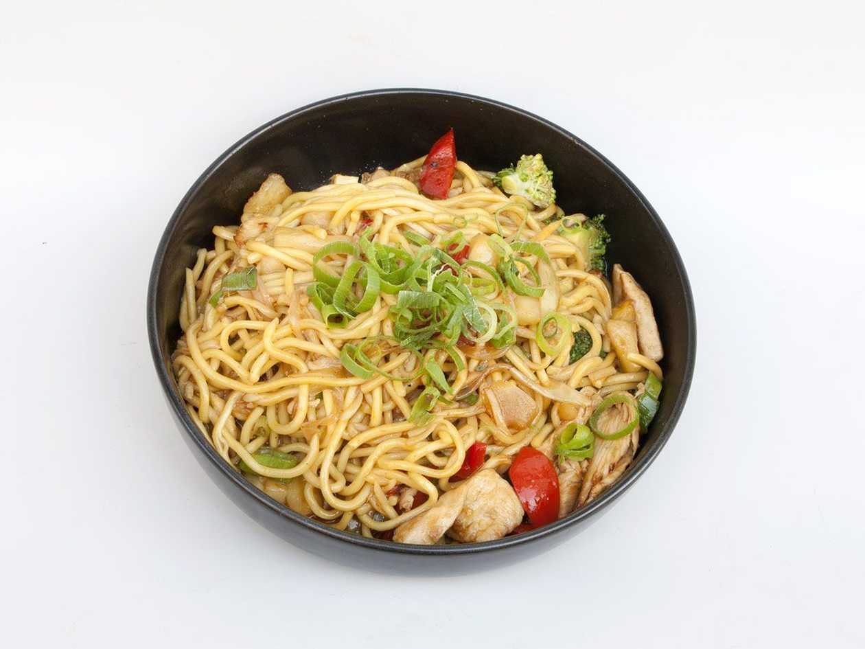 Srirracha Egg Noodles