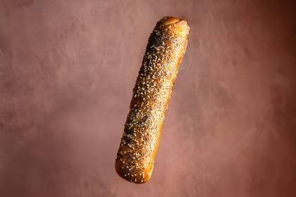 Baton cu șuncă si mozzarella