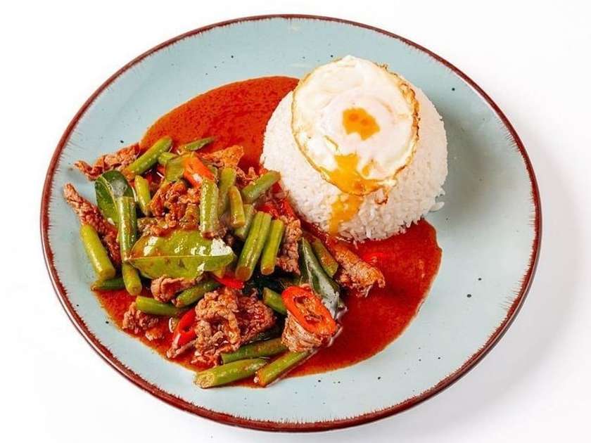 Phad Prik Kaeng Neua 🌶️🌶️