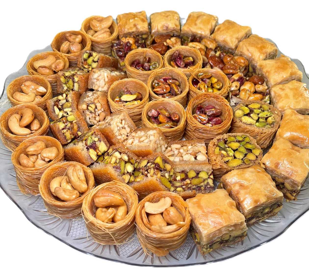 Assorted Platter with Pistachio and Cashew Baklava Mix
