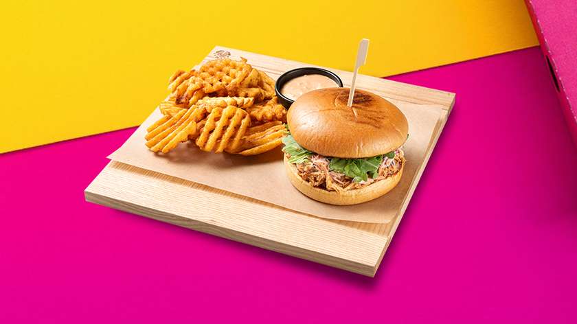 Pulled pork burger