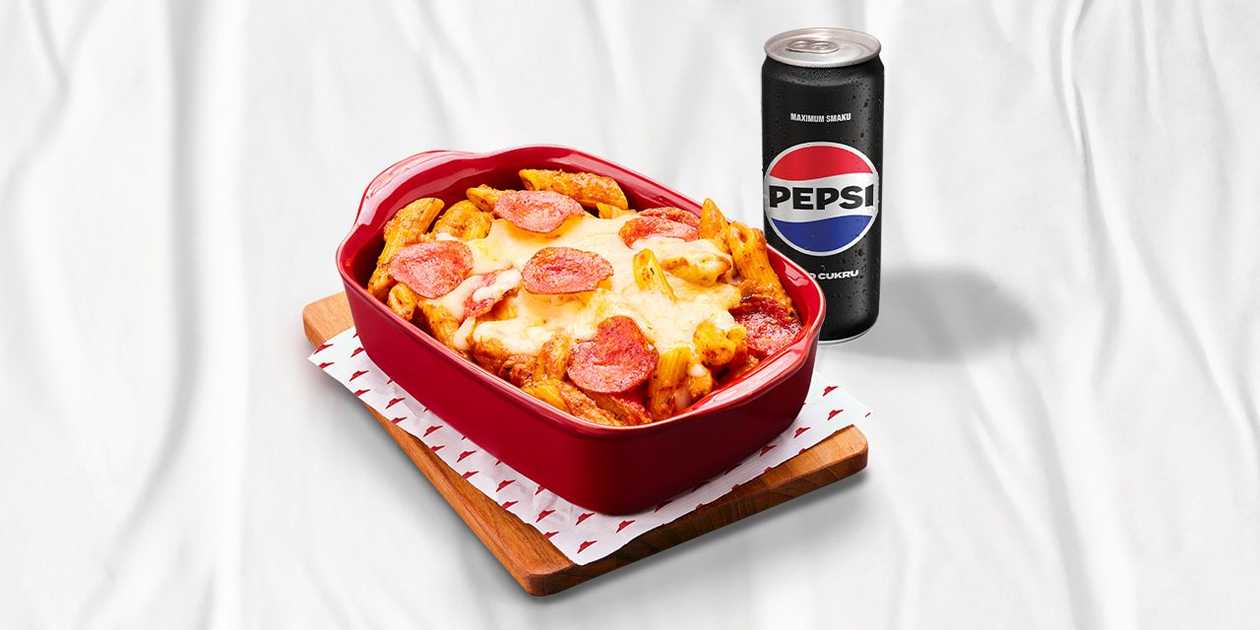 ZAPIEKARON PEPPERONI W ZESTAWIE