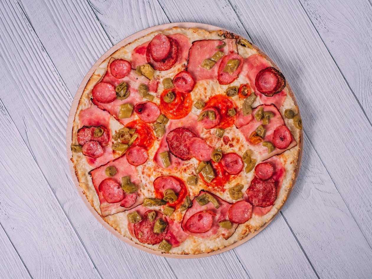 11. S pěti druhy salámů